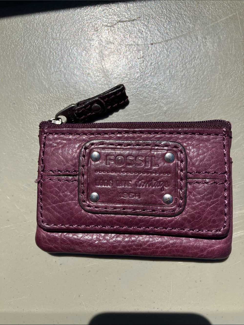 FOSSIL LEATHER COIN PURSE 
PLUM PURPLE